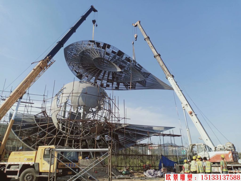 不锈钢金属创意地球雕塑,世界独一无二地球仪雕塑2